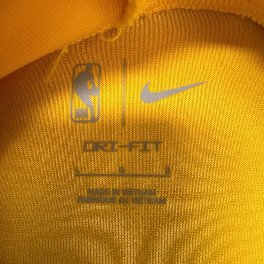NWT Nike Dri Fit NBA Golden State Warriors Yellow Pullover Hoodie - Large